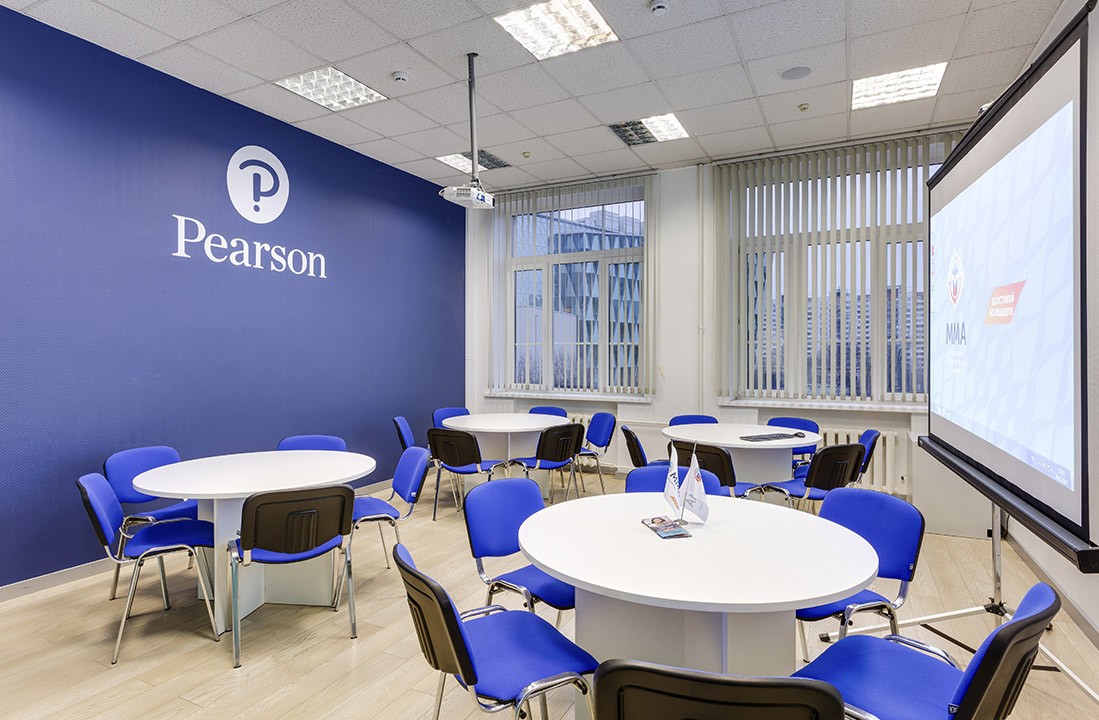 Фото тур Московской международной академии