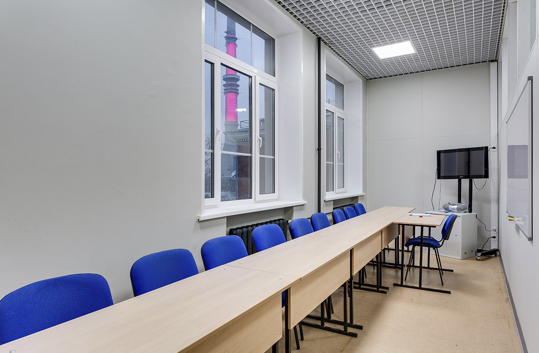 Фото тур Московской международной академии